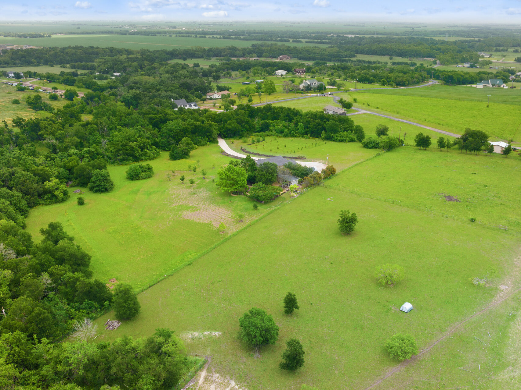 300 Co Rd 139 Hutto, TX 78634